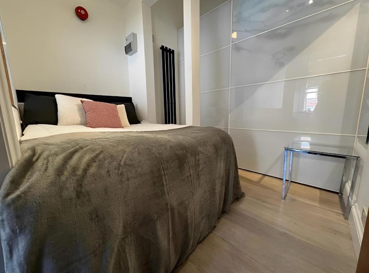 Nice Studio Shepherd'S Bush London Near Everything Екстериор снимка